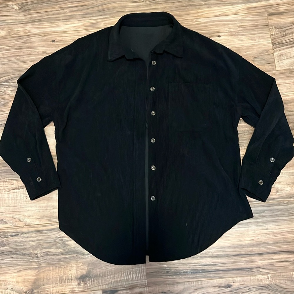 Amazon Women’s Black Corduroy Button Up shirt Size Small